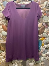 Womans very cute short-short ruffled sleeve summer dress size XS maroon