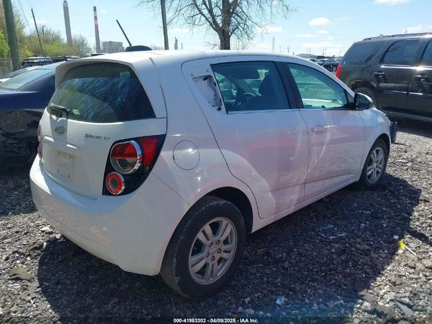 2016 Chevrolet Sonic Air Cleaner 1.8L Used OEM 86000 Miles - Stock #090152 — 第 4/4 张图片