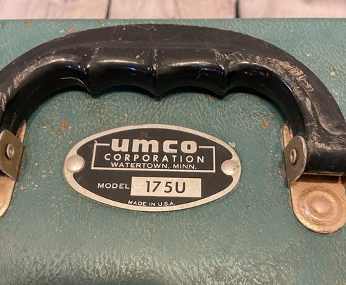 Vintage UMCO Fishing Tackle Box 3 Tray 175U Green Watetown MN - Bild 8 von 13