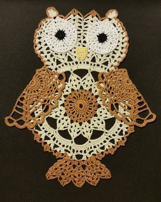 Hooty Owl Crochet Doily - Antique White