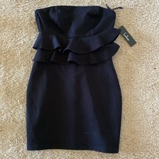 Little black body con strapless Lulus dress