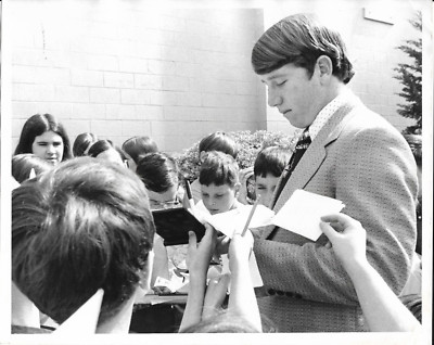 1971 Archie Manning signing Rookie NFL Football Saints Photo, Arch ...