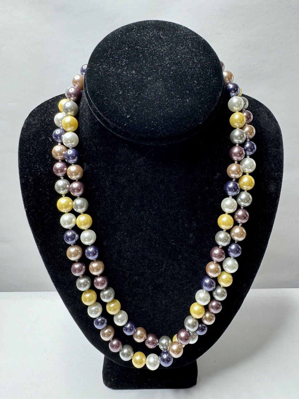 Kenneth Jay Lane KJL Faux Pearl Necklace - image 6
