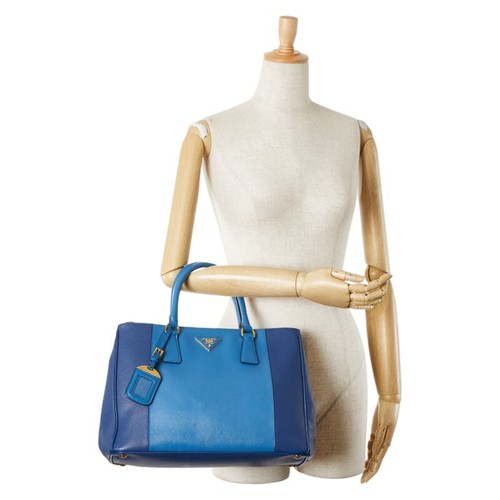 PRADA Triangle mit Logo Handtasche Damen 【Gebraucht】 - Bild 13 von 13