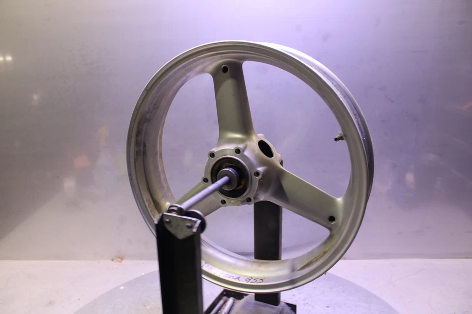 2001 Triumph Daytona 955i Front Wheel Rim Straight Foto 2 de 4