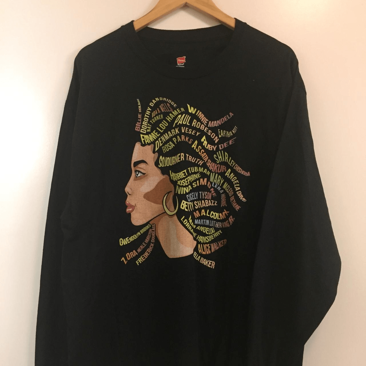 Black Excellence Long Sleeve T-Shirt in XL - Bold & Stylish