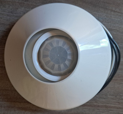 SensorSwitch CMR 9 360° Ceiling Mount PIR Occupancy Sensor 120/277VAC   New