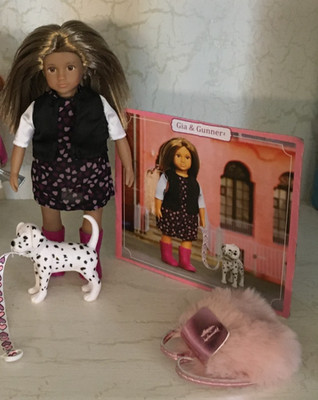 NEW Lori Battat 6' doll set  Gia & Gunner dog
