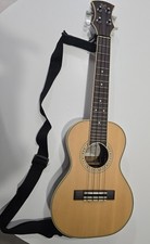 GGUM GUC-SR25 Handmade Korean Concert Ukulele Solid Spruce Bag Strap