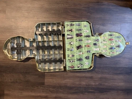 C-3PO Case With Cardboard Insert