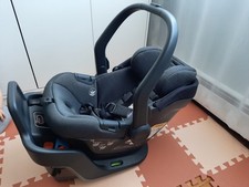 UPPAbaby Mesa V2 Infant CarSeat Black Charcol Color  See Pictures 
