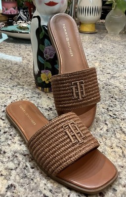 TOMMY HILFIGER Women s Sz 7.5 M Slide TWPOEMIR-M Med Brown NEW