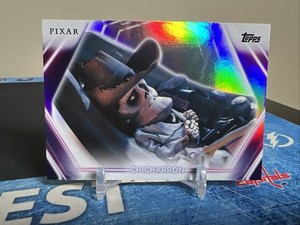 Chicharron Coco Rainbow Foil Disney NEON 2026 Topps #68 