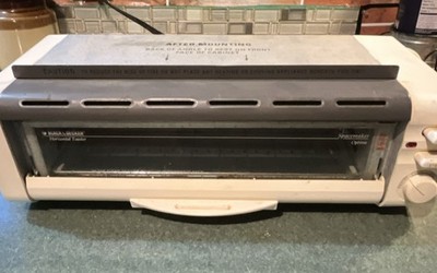 BLACK+DECKER Spacemaker Optima Toaster Oven White Adjustable Racks Timer