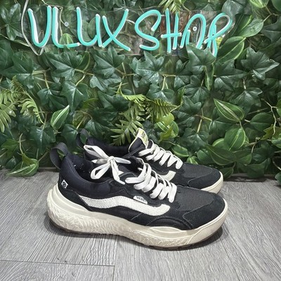 Vans UltraRange NEO VR3 Skate Sneakers Shoes Black/White Men 7 Women 8.5
