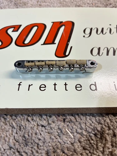 Vintage Gibson ABR 1 Bridge Early 60’s Clean Wire Plastic Saddles Patenia Logo