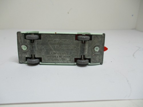 MATCHBOX LESNEY #45B FORD CORSAIR W/BOAT RESTORED-MODIFIED W/GREY PLASTIC WHEELS - Picture 11 of 11