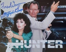 Fred Dryer & Stepfanie Kramer Hunter TV SERIES 8X10 SIGNED #18
