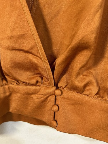 Fashion Nova Alyssa Surplice Top Rust Color Blouse Sz 1X, Puff Sleeve, NWT - Picture 4 of 6