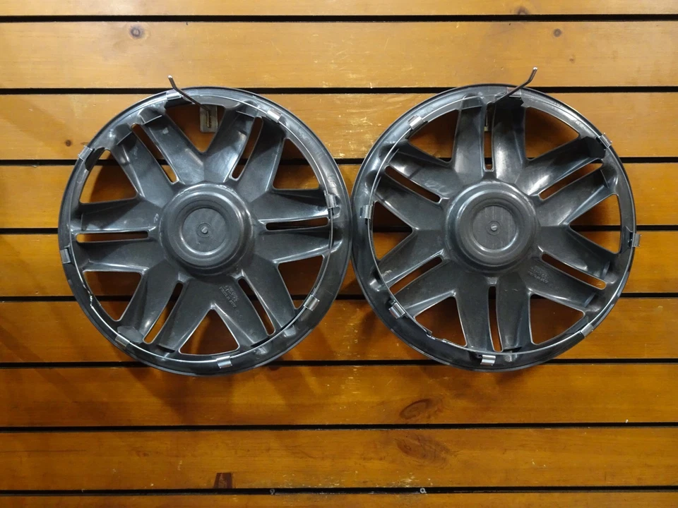 (2) Tapacubos plateados de 15" para Toyota Camry 2000-2001 para cubierta de rueda Camry 61104 Foto 2 de 2