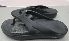 OOFOS Unisex OOriginal Thong Sandal Flip Flop, Adult, Medium Classic Black 