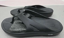 OOFOS Unisex OOriginal Thong Sandal Flip Flop, Adult, Medium (Classic Black)