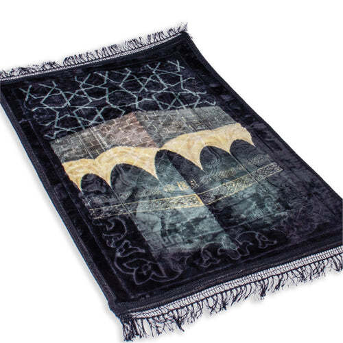 Kabbah Velvet Prayer Rug - Soft Plush Janamaz Sajada Carpet for Men and Women - Picture 3 of 15