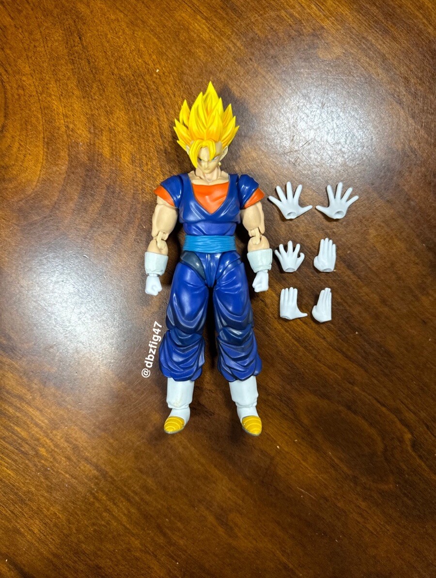 SH Figuarts Dragon Ball Z Demoniacal Fit Ultimate Fighter Super 