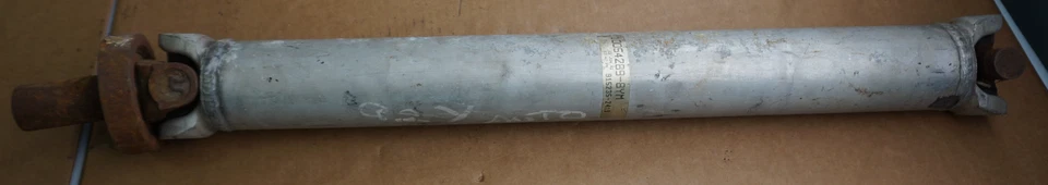 1984-1996 Chevrolet Corvette C4 б/у Dana 36 приводной вал автоматический 10054289 - Изображение 2 из 4