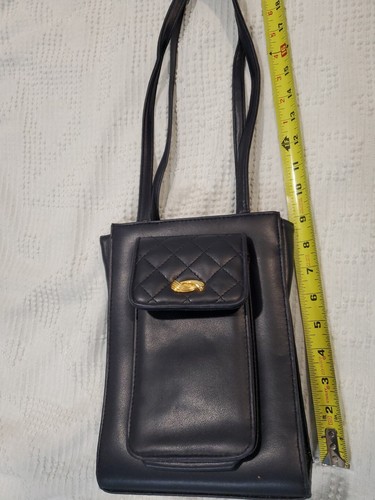 Walborg Vintage Handbag Purse Black Quilted Flap Travel Bag Umbrella Mirror - Picture 5 of 10