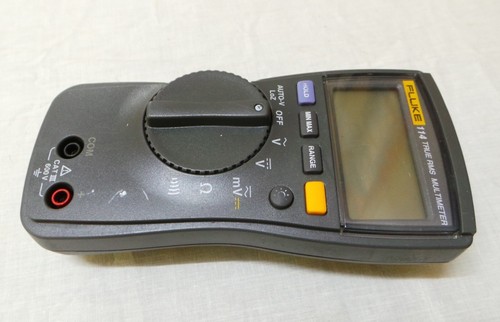 Fluke 114 True RMS Multimeter. - Picture 6 of 8