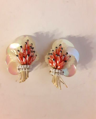 Vintage Louis Rousselet Faux Pearl Bouquet Clip Earrings Made in France - Picture 3 of 15