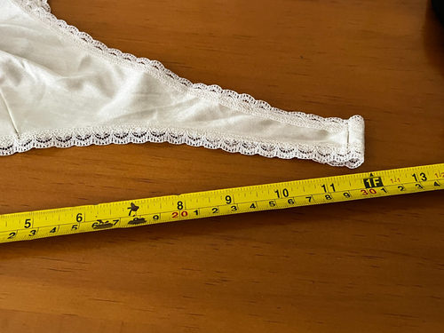 BEIGE CAMISOLE w/TOP LACE STRAPS by VANITY FAIR SZ 40/46 LARGE 100% NYLON CAMI - Picture 11 of 11