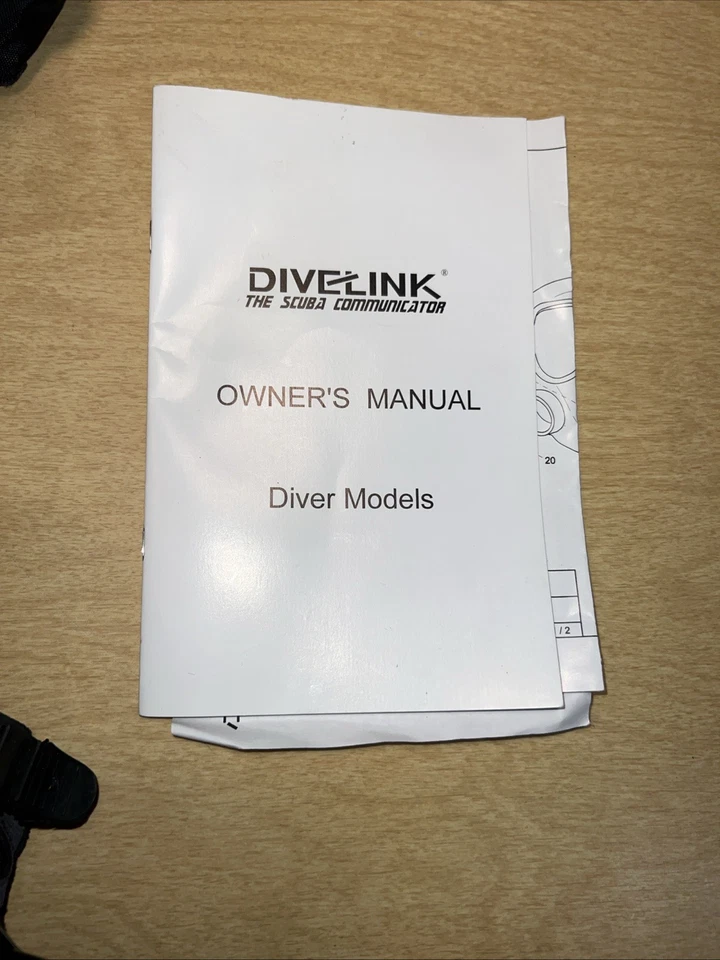 ScubaPro Full Face Dive Mask, Good Condition Part # 24 150 000 & Case - Image 2 of 4