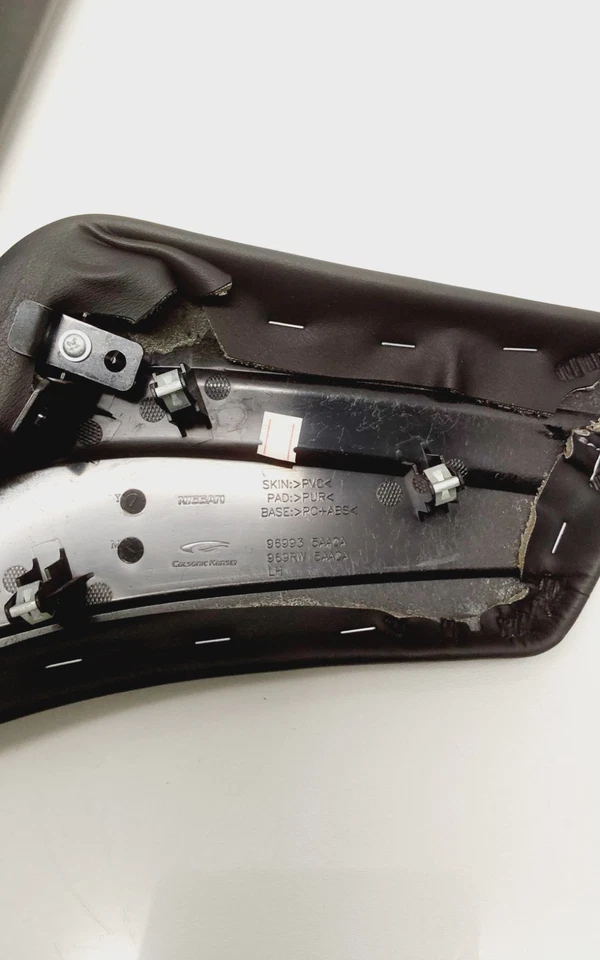 2015-2018 NISSAN MURANO COURO CONSOLE CENTRAL ACABAMENTO PAR FABRICANTE DE EQUIPAMENTO ORIGINAL 96992 5AA0A - Imagem 4 de 4