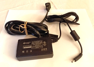 Chi AC Adapter CH-3635B Input 100V-240VC/Output 3.6VDC 3.5A 12.6W Max