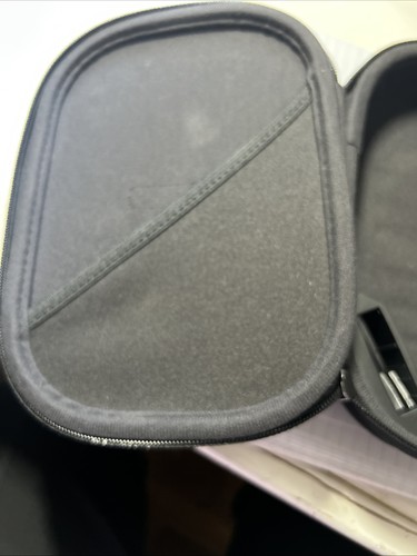 Genuine Bose QC25 QC35 Over Ear Headphones Black Leather Case ONLY - Picture 5 of 7