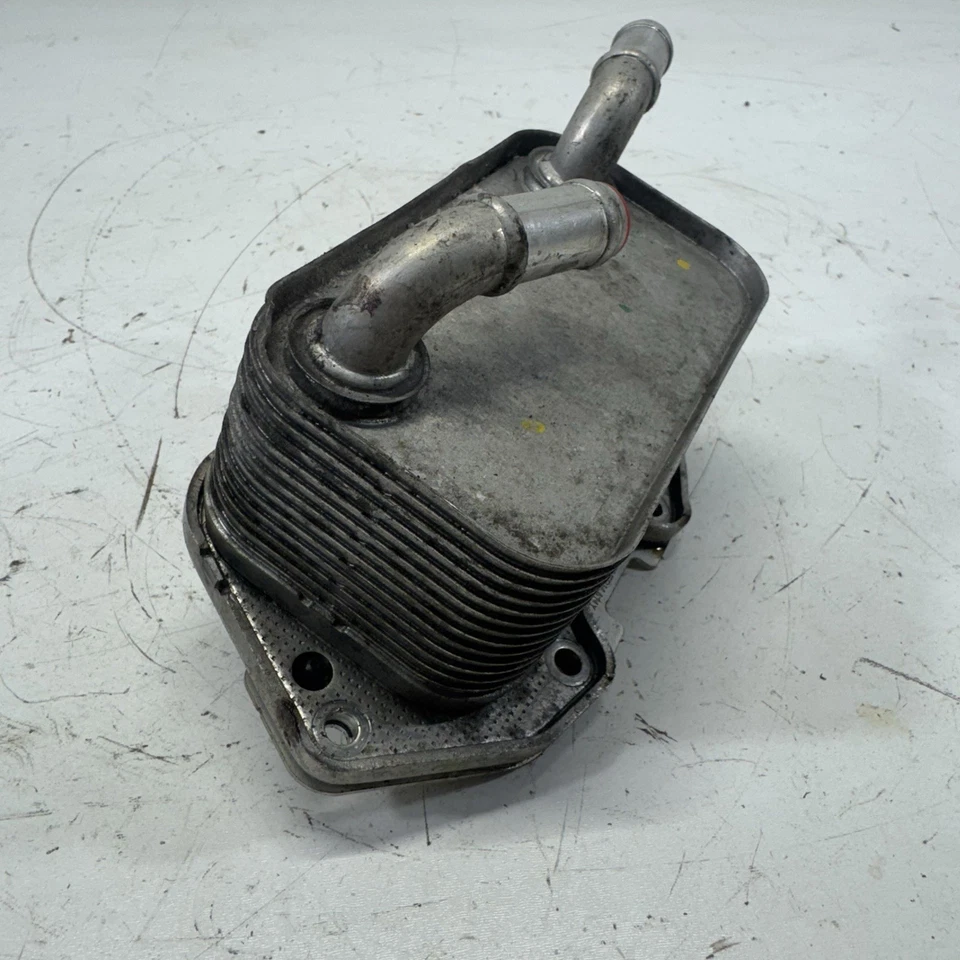 OEM 2012-2015 AUDI A7 A6 3,0 L MOTOR ENFRIADOR DE ACEITE INTERCAMBIADOR DE CALOR Foto 4 de 4