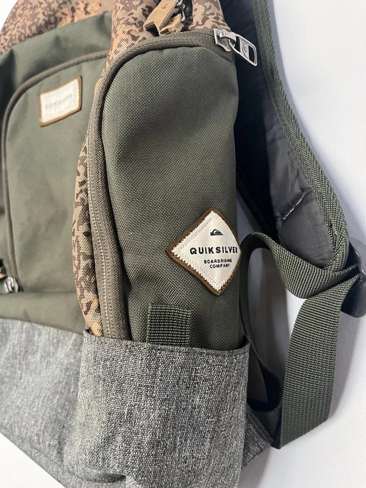 Quicksilver 3 Layered  And Side Pockets Backpack - Image 2 of 4