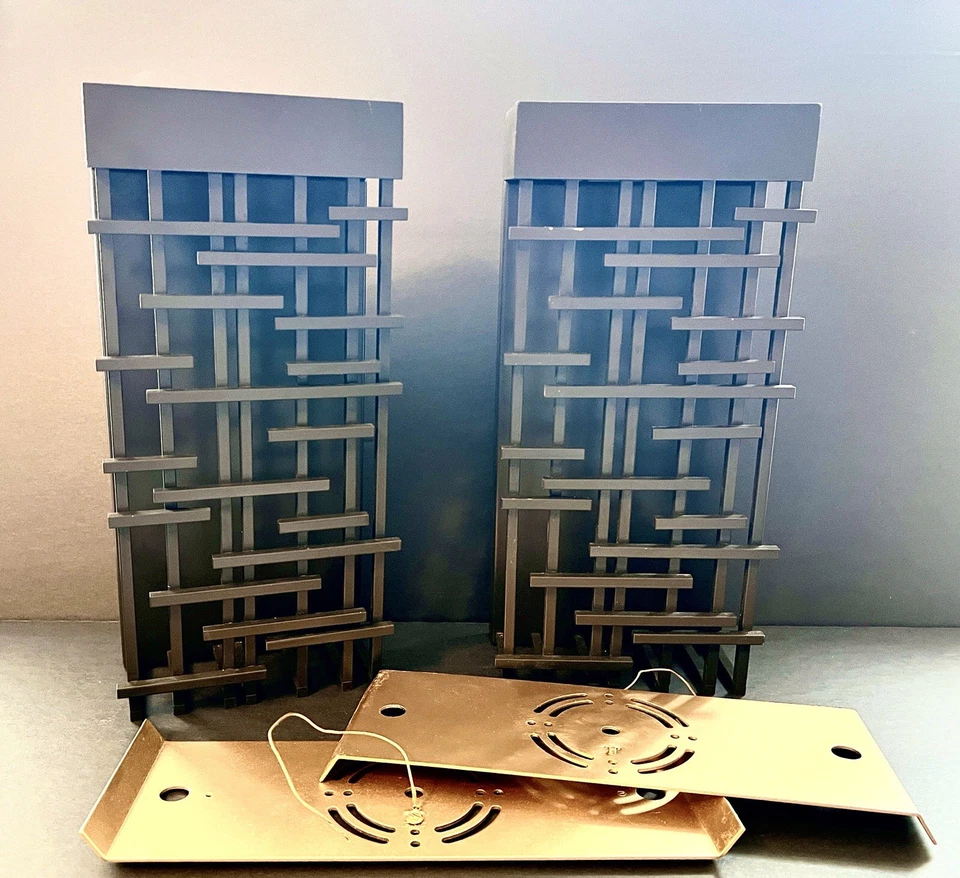 Set of 2 LBL Lighting Outdoor Wall Sconces – Bronze Finish, Salvaged LW641BZ LED - Image 3 of 4