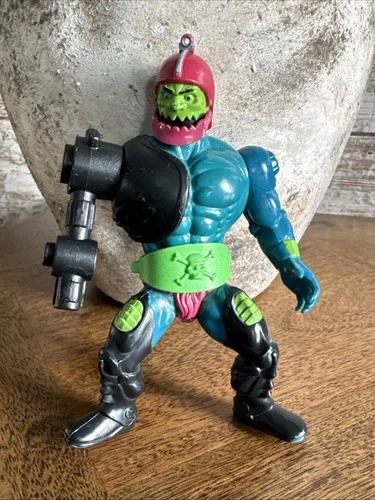 Vintage 1981 Trap Jaw He-Man Masters of the Universe With Belt