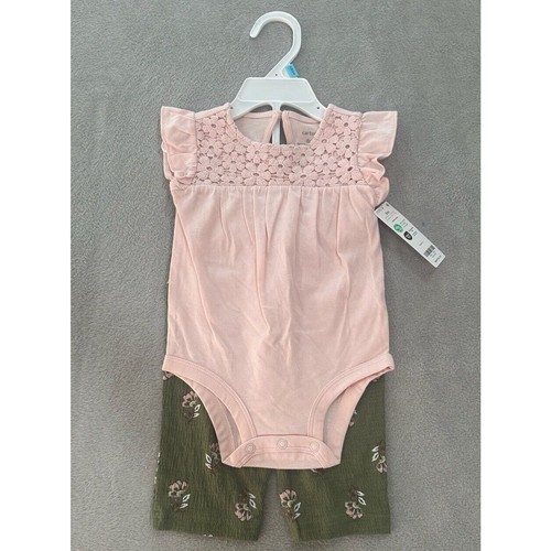 Carter’s Baby Girl 2 Piece Green And Pink Flower Set Size 6 Months - Picture 1 of 6