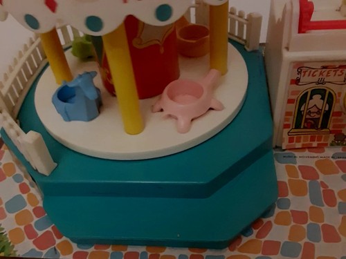 Vintage 1972 Fisher Price Little People Merry Go Round Aufzieh musikalisches Spielzeug funktioniert - Bild 7 von 17
