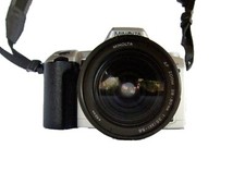 FILM TESTED MINOLTA DYNAX S404i CAMERA WITH MINOLTA 28-80mm LENS MINT
