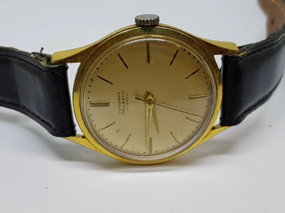 Hermoso reloj mecánico Junghans trilástico alemán vintage de los años 40 Foto 2 de 4