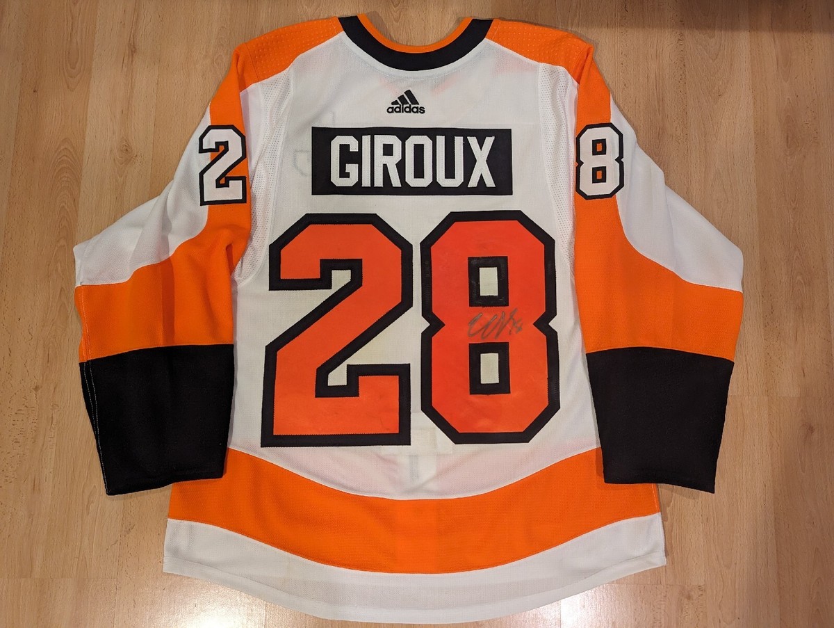 Claude Giroux Philadelphia Flyers Signed Jersey MiC Sz 52 *READ DESCRIPTION*