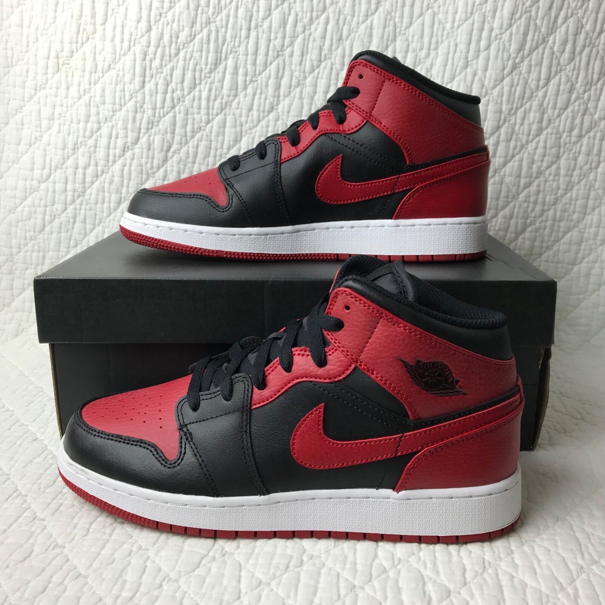 本日セール中　Nike Air Jordan 1 レッド/ブラック Nike Air Jordan 1 Mid (GS) Shoes Youth SZ 6.5Y Gym Red Black