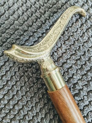 Gehstock aus Holz mit Lampengriff - Stock im klassischen Stil in Goldoptik - gebogener Stock
