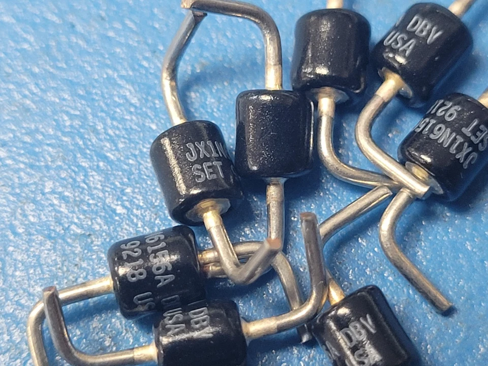 (1 PC) JANTX1N6156A TVS Diode Single Bi-Dir 29.7V 1.5KW FORMED LEADS Foto 2 de 4