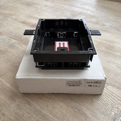 Unterputz Einbaudose / Halterung für eine Control4 C4- DS2 Mini 